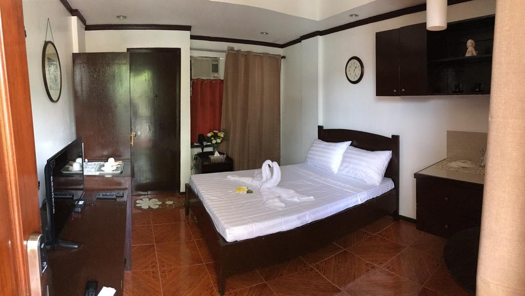 Ranile'S Pension House Cebu ภายนอก รูปภาพ